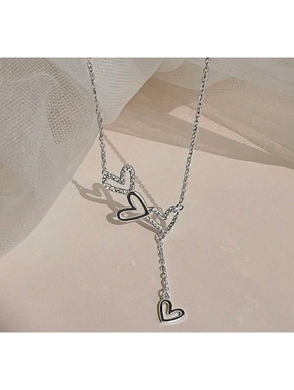 New - Gorgeous Water Drill Three-heart Tassel Pendant Necklace